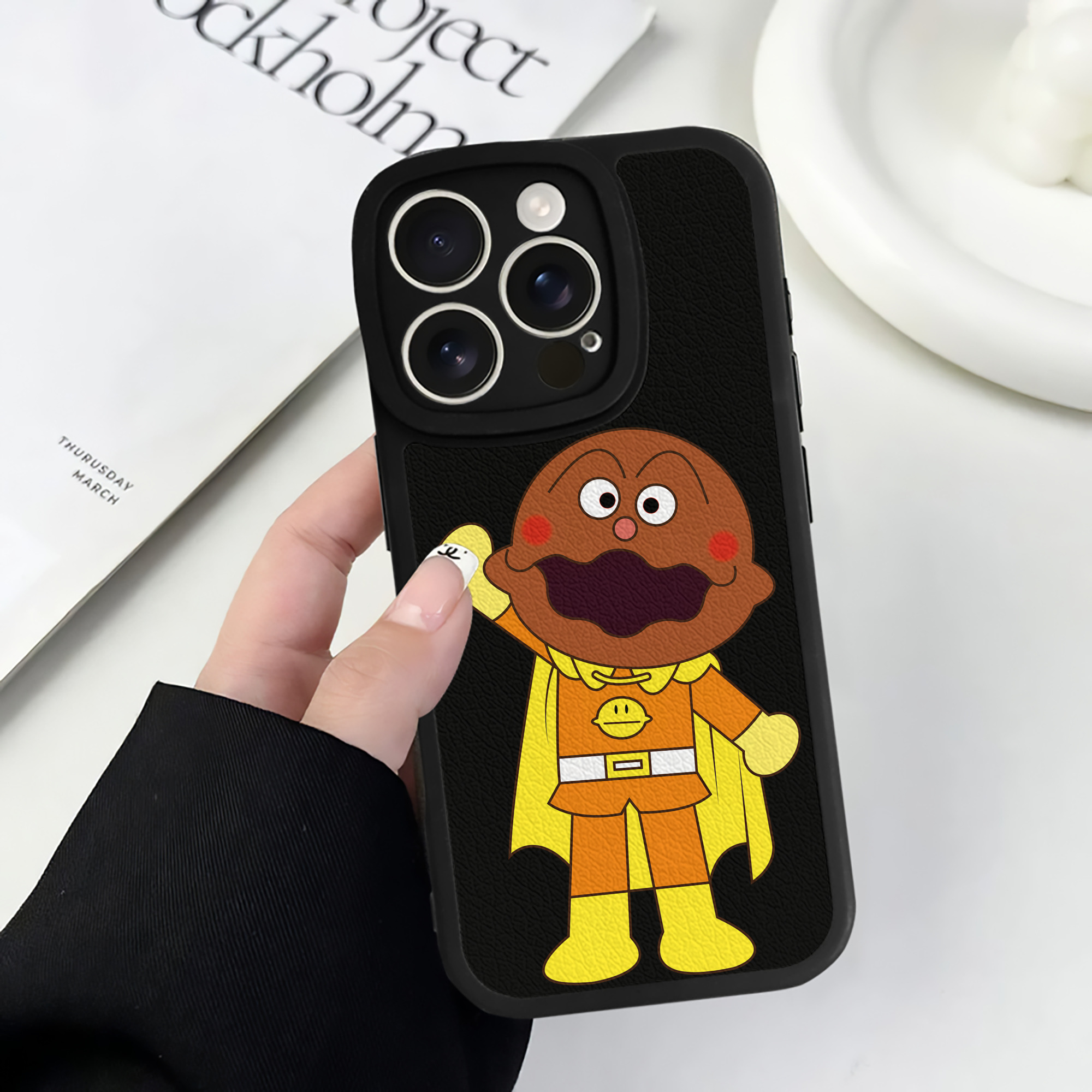 （画像用） アンパンマン Anpanman 【iPhone 16シリーズ対応】シリコンスマホケース（レザー調） 材質：シリコン